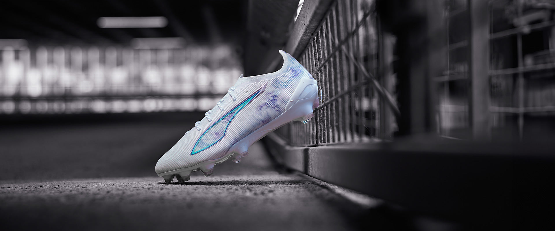 Puma Women's Ultra 5 Ultimate FG Football Boots Puma White/Puma Black/Spring Lavender