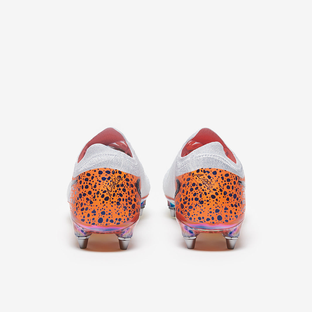 Nike Phantom GX II Elite SG Pro Player Edition Football Boots