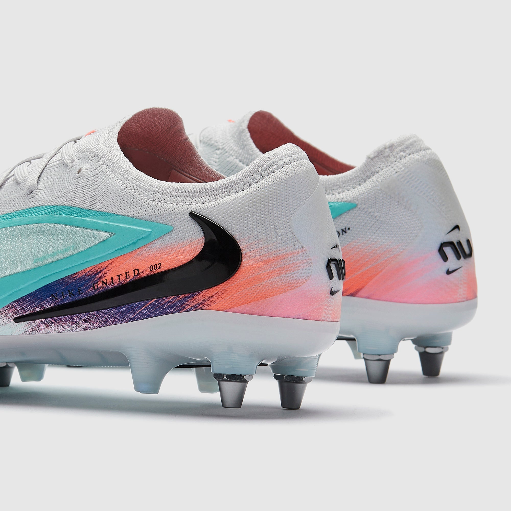 Nike Phantom 6 Elite Low SG-Pro Player Edition Football Boots Pistachio Frost/Hyper Orange