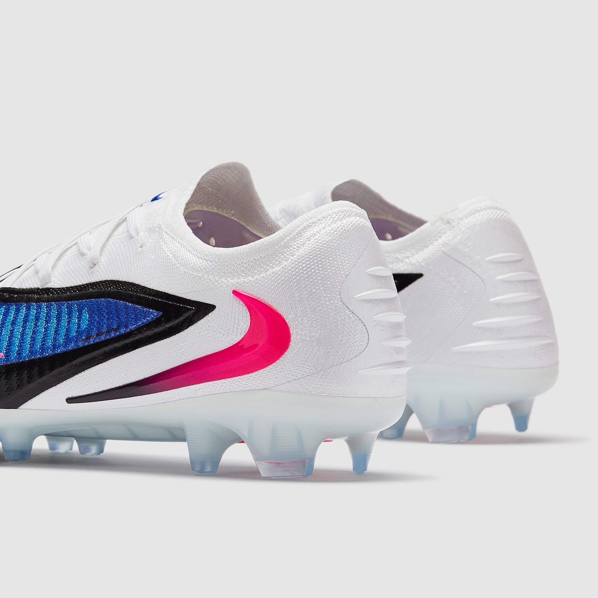 Nike Phantom 6 Low Elite FG Football Boots Racer Blue/Pink Blast/White