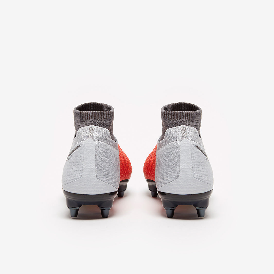Nike Phantom Vision Elite DF SG-Pro AC Football Boots