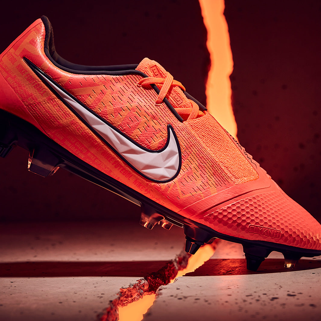 Nike Phantom VNM Elite SG-PRO AC Football Boots