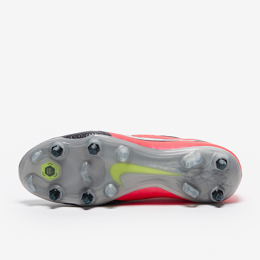 Nike Phantom VNM Elite SG-PRO Anti-Clog Football Boots