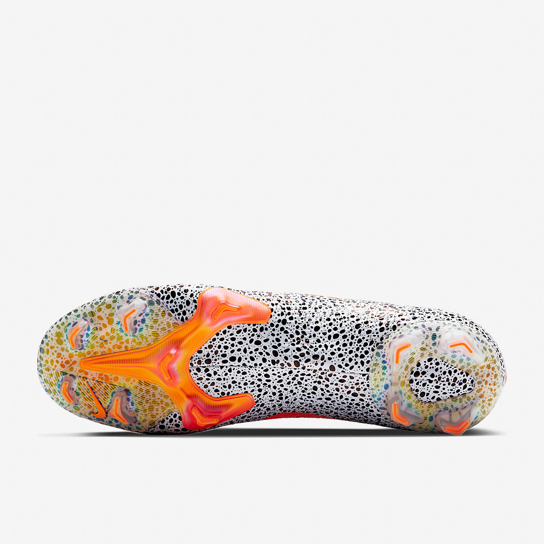 Nike Mercurial Vapor XIII Elite CR7 FG Football Boots