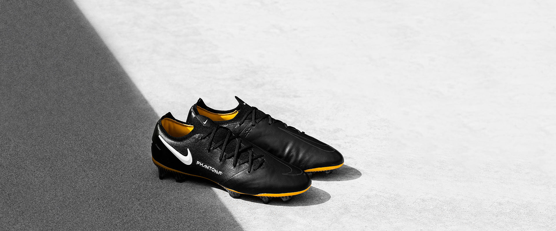Nike Phantom GT Elite Tech Craft FG Football Boots Black/White/Gold