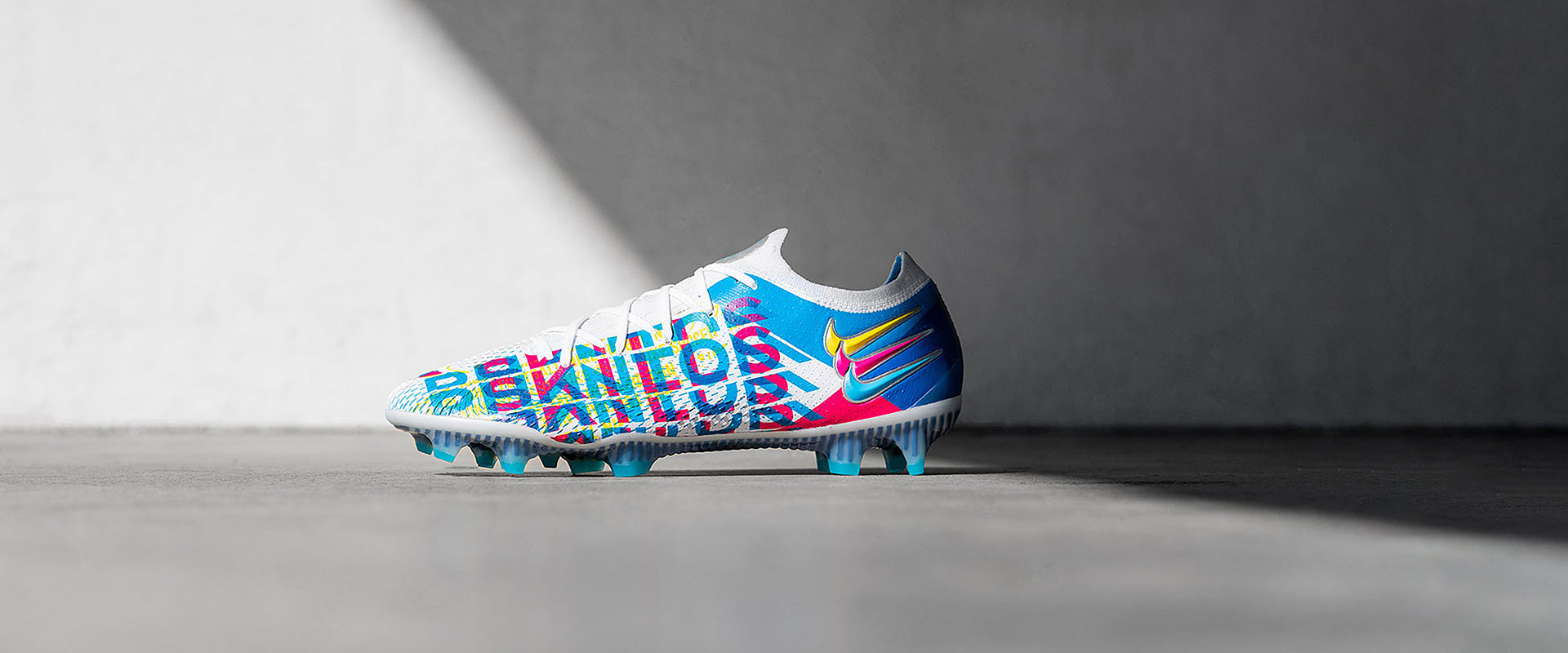Nike Phantom GT Elite 3D FG Football Boots White/Chlorine Blue/Pink Blast/Opti Yellow