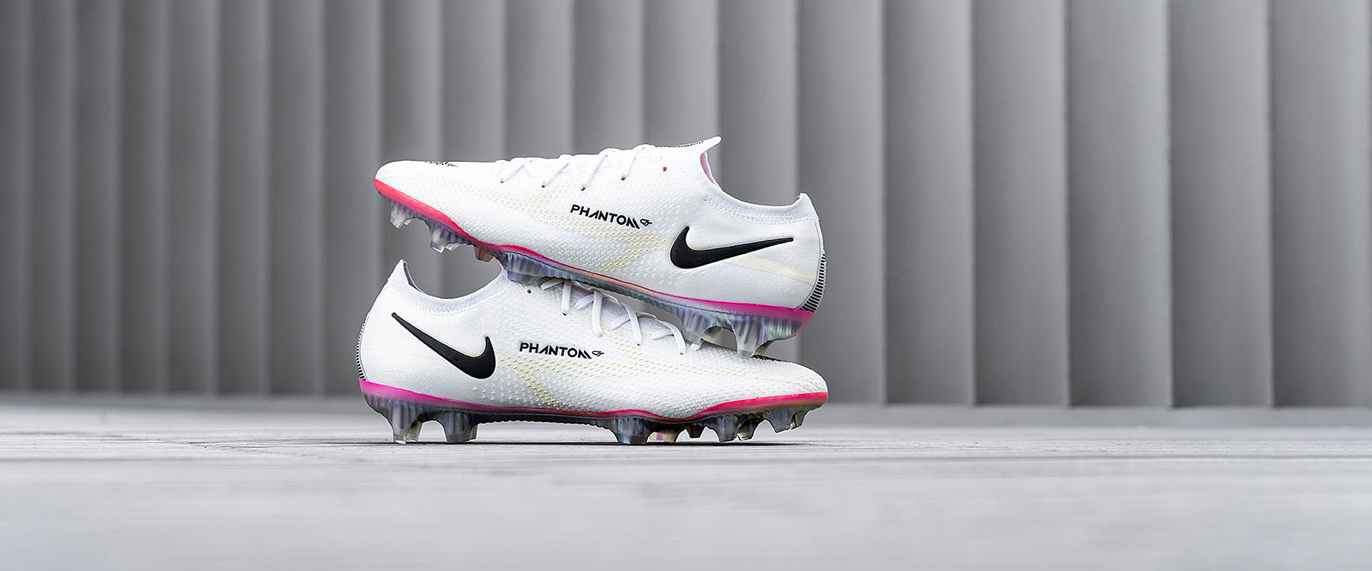 Nike Phantom GT II Elite FG Football Boots White/Black/Bright Crimson/Pink Blast