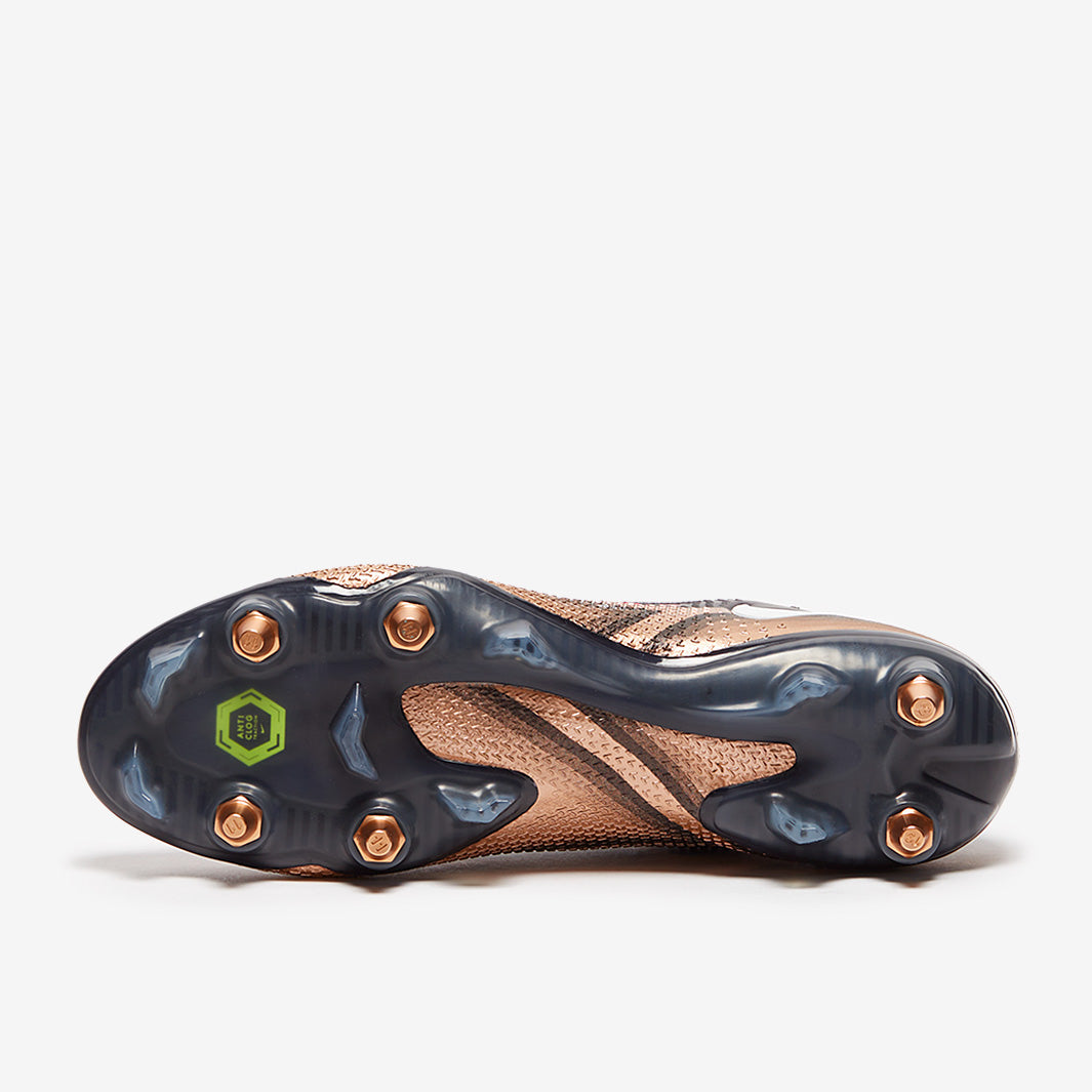 Nike Phantom GT2 Elite Pro-SG Anti-Clog Football Boots