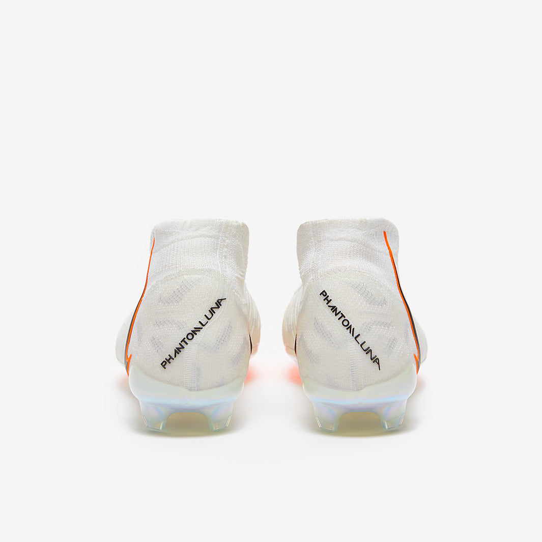 Nike Phantom Luna Elite FG Chuteira Campo Branca e Preta