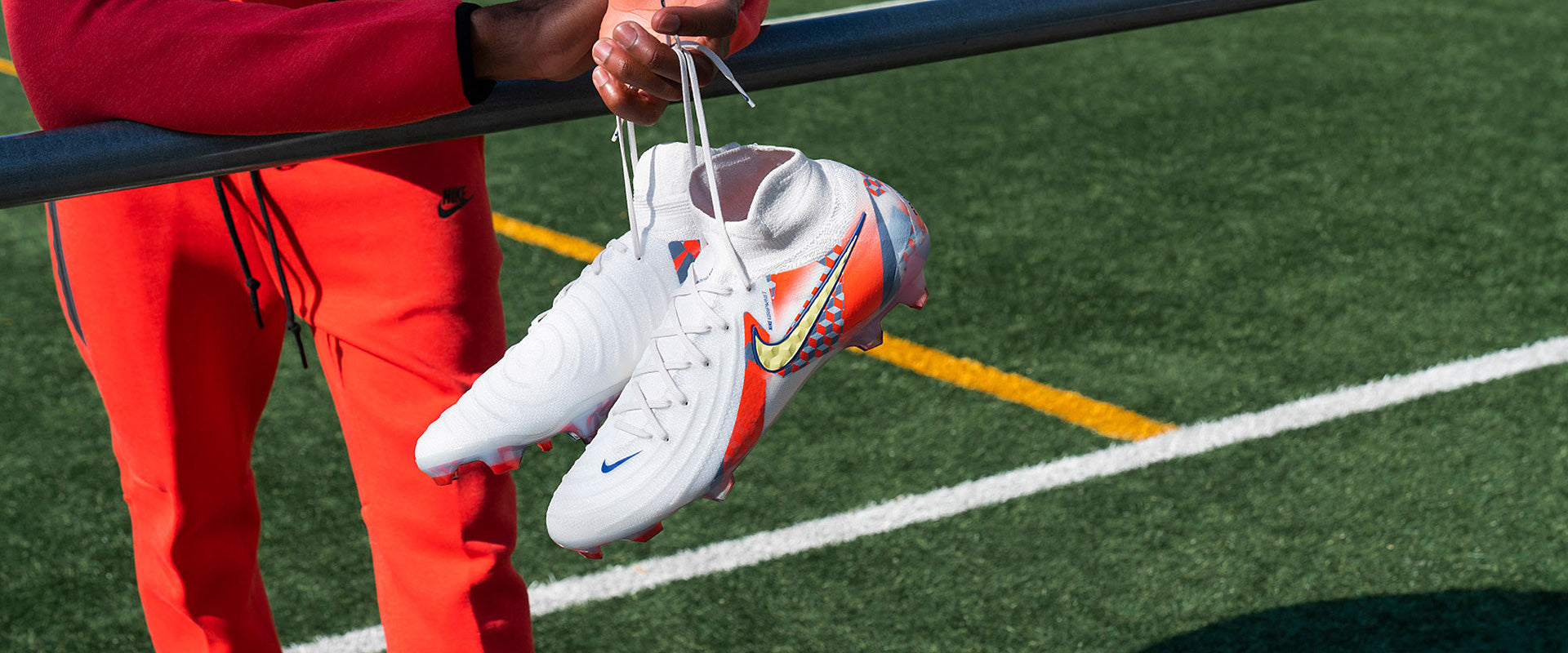 Nike Phantom Luna II Elite SE x Barna FG Football Boots Phantom/Lt Zitron