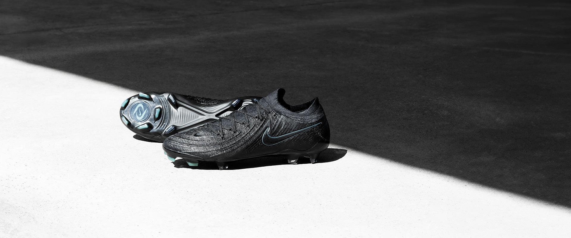 Nike Phantom GX II Elite FG Football Boots Black/Black/Deep Jungle