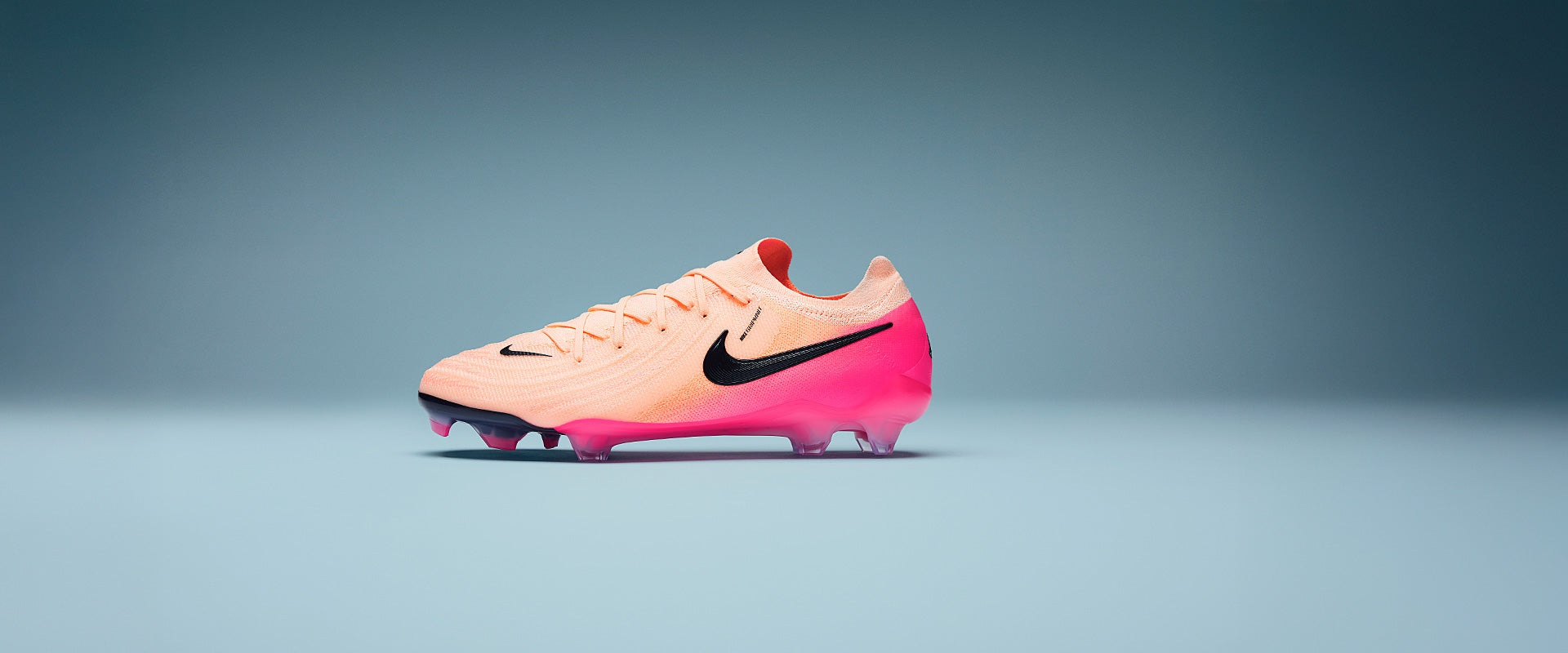 Nike Phantom GX II Elite FG Chuteira Campo Crimson Tint/Black/Pink Blast