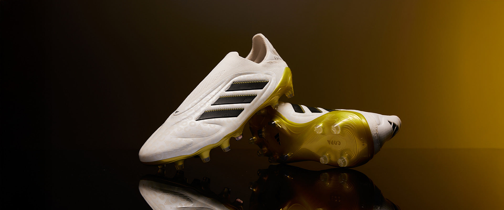 Adidas Copa Pure III Elite Laceless FG/MG Football Boots White/Core Black/Met Gold