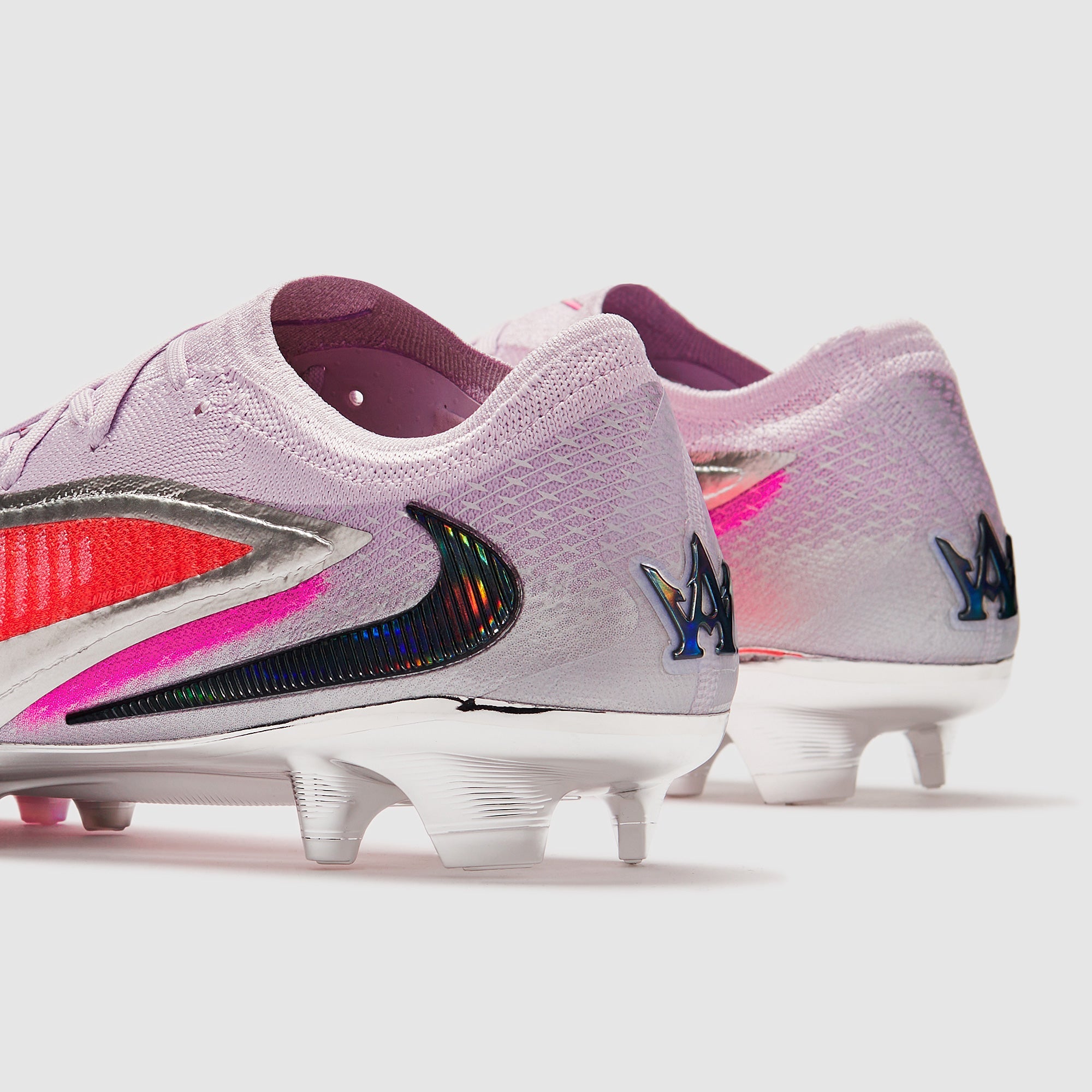 Nike Phantom 6 Low Elite x Alexia Putellas FG Football Boots Bright Crimson/Black