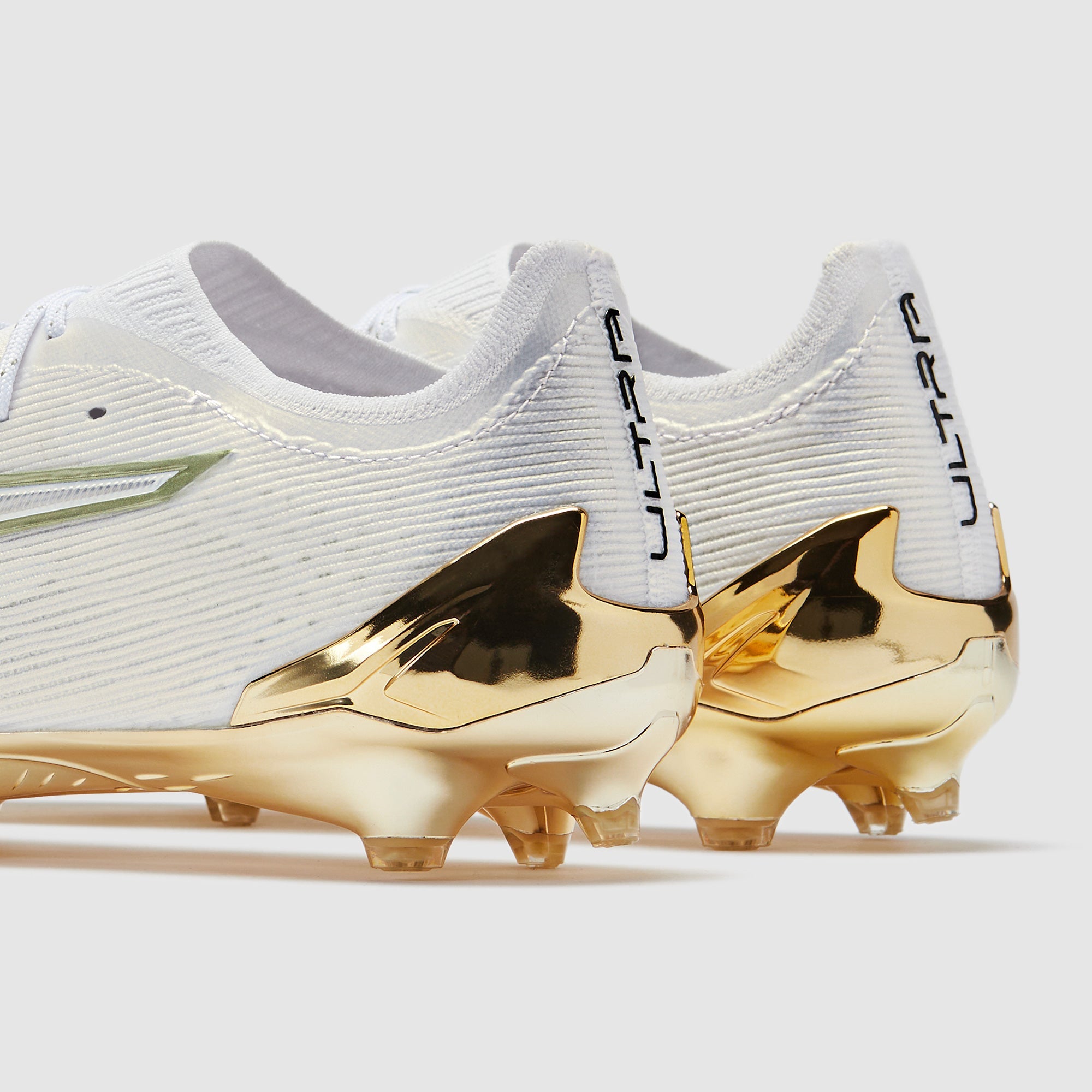 Puma Ultra 6 Ultimate FG Football Boots Puma White/Puma White
