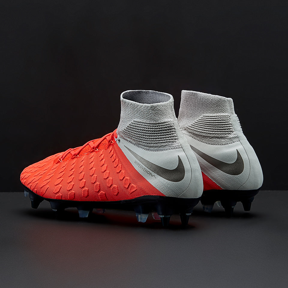 Nike Hypervenom Phantom III Elite DF SG-Pro Anti-Clog Football Boots