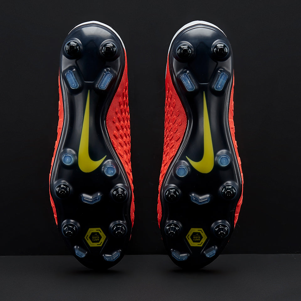 Nike Hypervenom Phantom III Elite DF SG-Pro Anti-Clog Football Boots