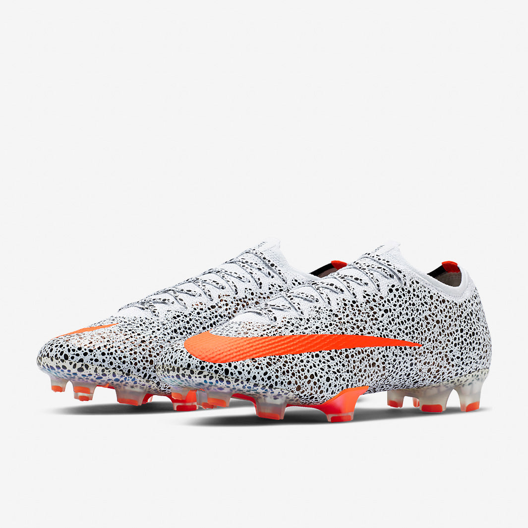 Nike Mercurial Vapor XIII Elite CR7 FG Football Boots