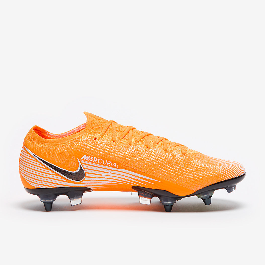 Nike Mercurial Vapor XIII Elite SG-PRO Anti-Clog Football Boots