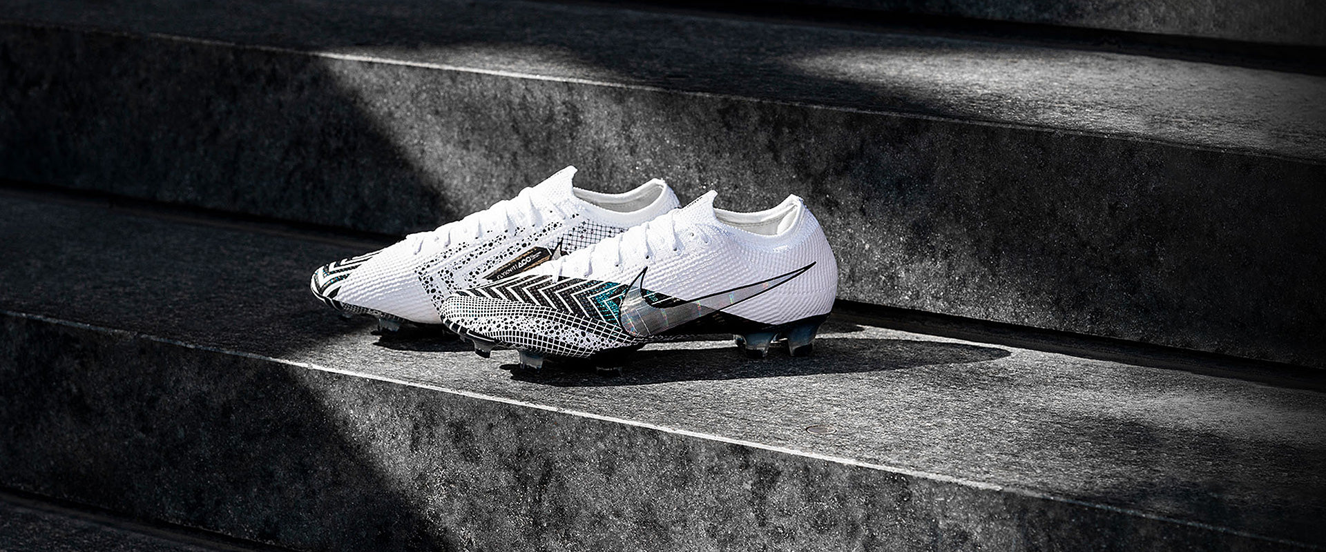 Nike Dream Speed Mercurial Vapor XIII Elite FG Football Boots White/White/Black