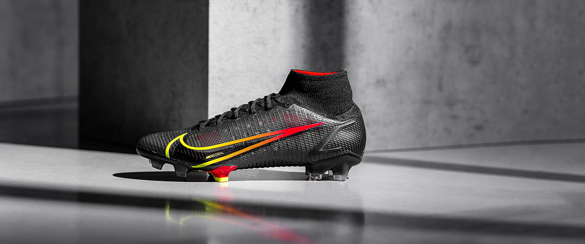 Nike Mercurial Superfly VIII Elite FG Football Boots Black/Cyber/Off Noir