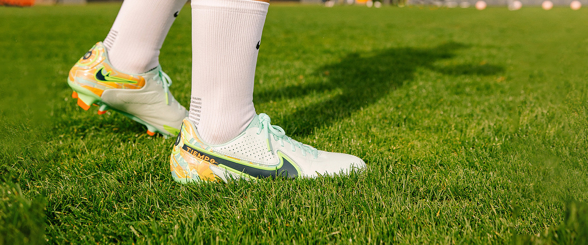 Nike Tiempo Legend IX Elite FG Football Boots Barely Green/Blackened Blue/Total Orange