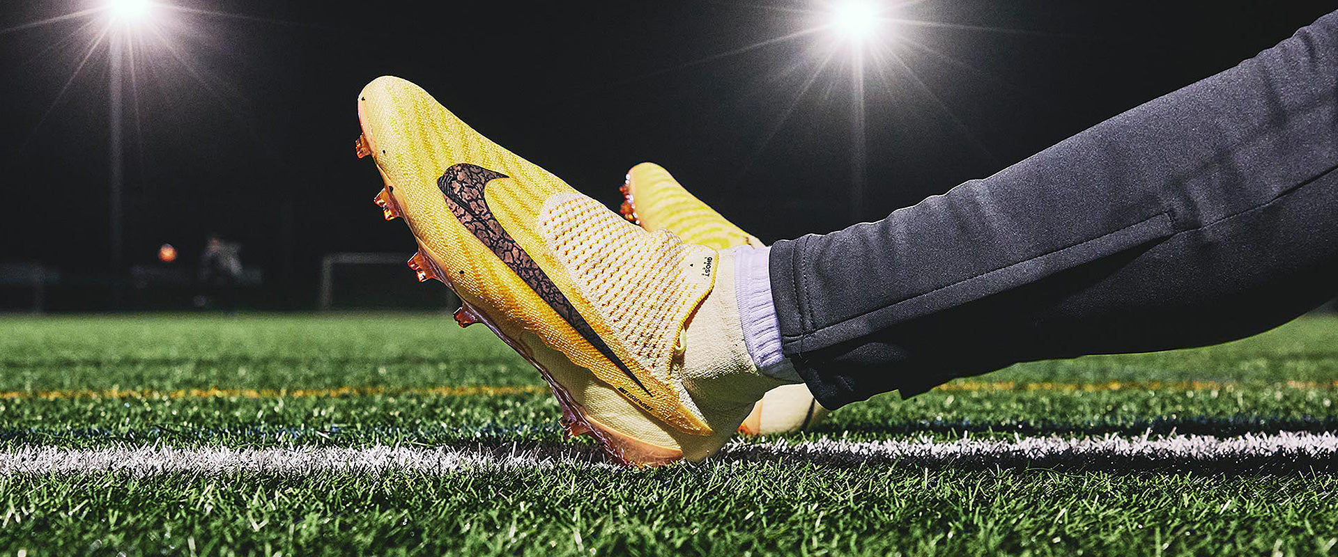 Nike Phantom GX Elite DF FG Football Boots Citron Tint/Burgundy Crush