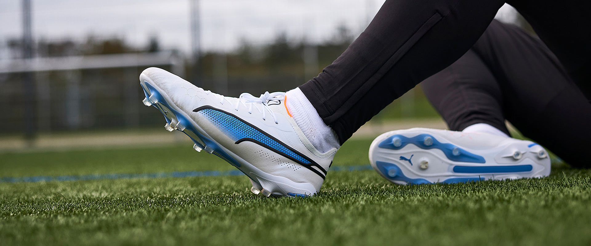 Puma King Ultimate FG/AG Football Boots Puma White/Puma Black/Blue Glimmer/Puma Ultra Orange