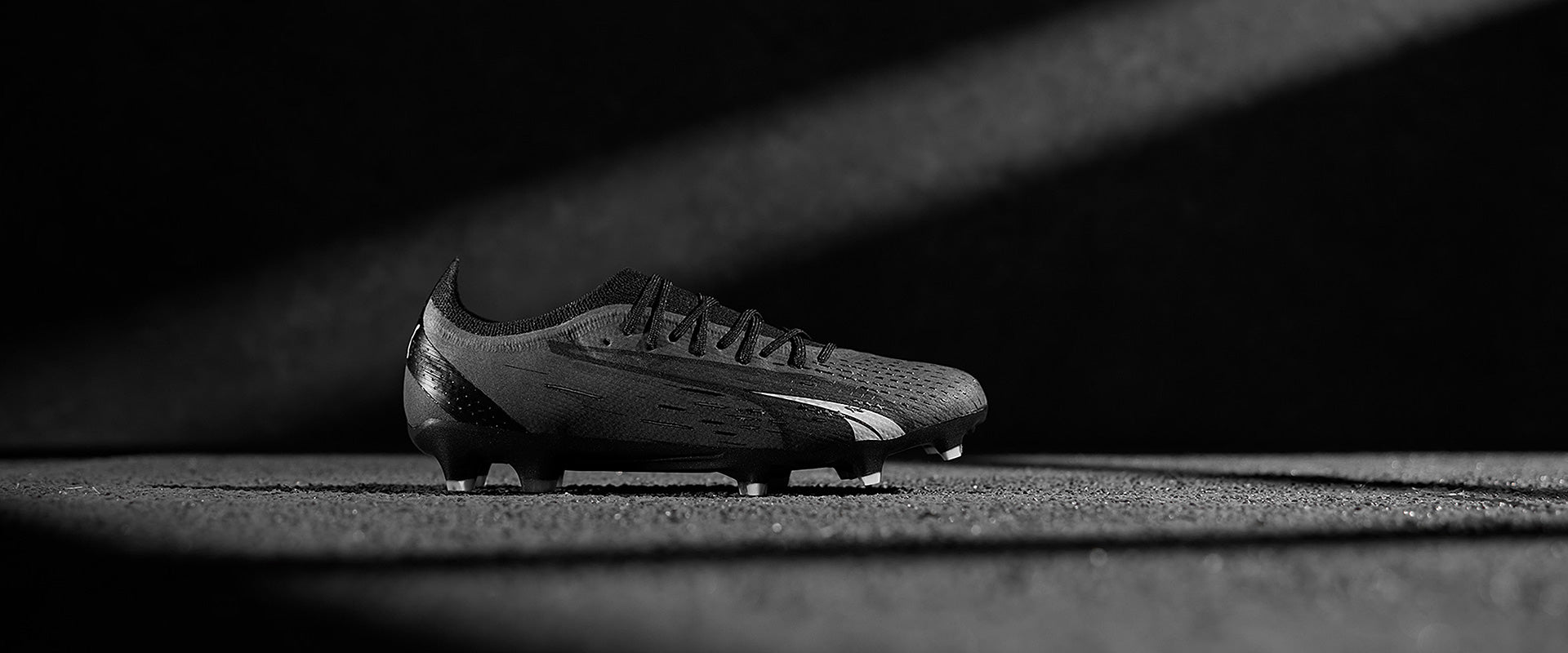Puma Ultra Ultimate FG/AG Football Boots Puma Black/Puma White